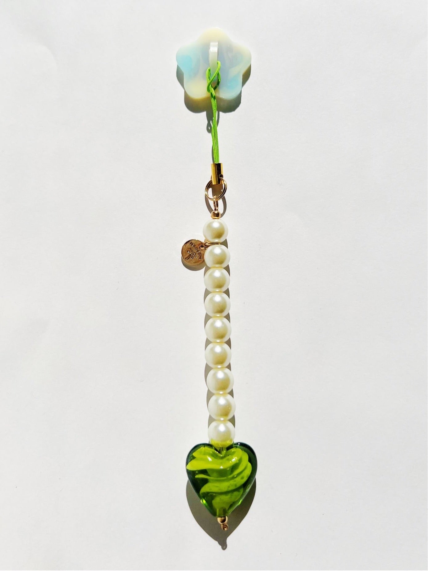 Corazon Verde Phone Charm
