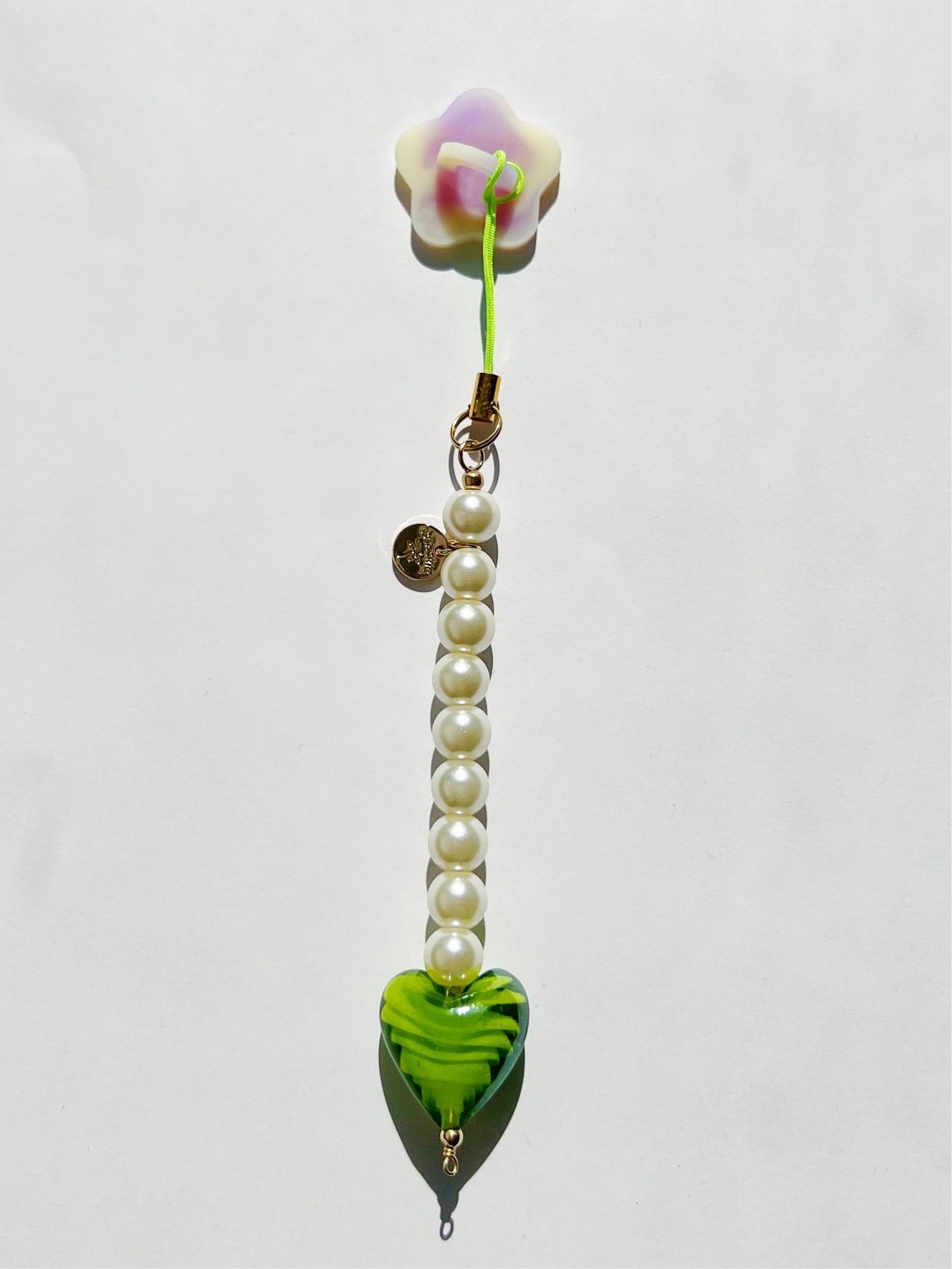 Corazon Verde Phone Charm